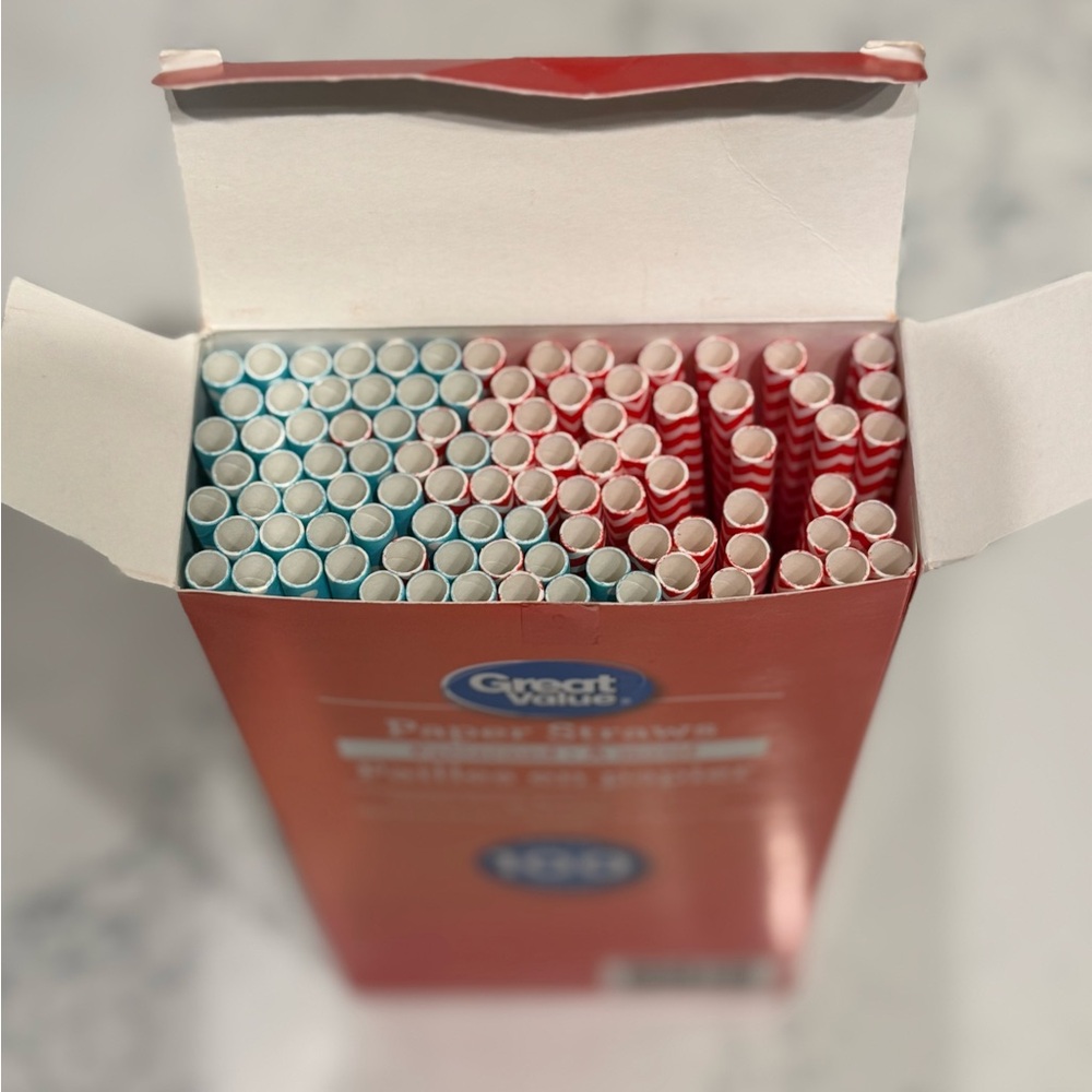 100 Paper Straws - Picture 2 of 2